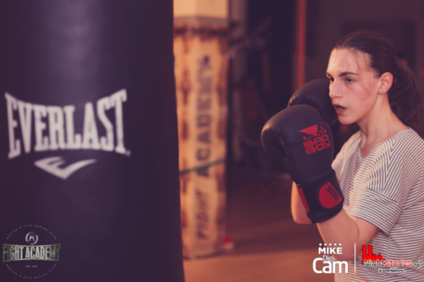 Kick Boxing & Αυτοάμυνα μόνο για γυναίκες